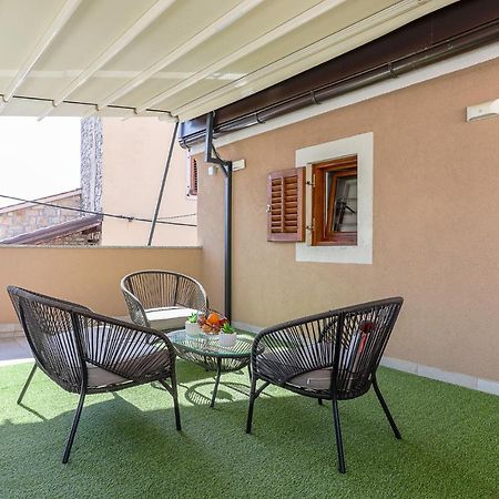 Apartman Juraj I Matej Vrsar Buitenkant foto