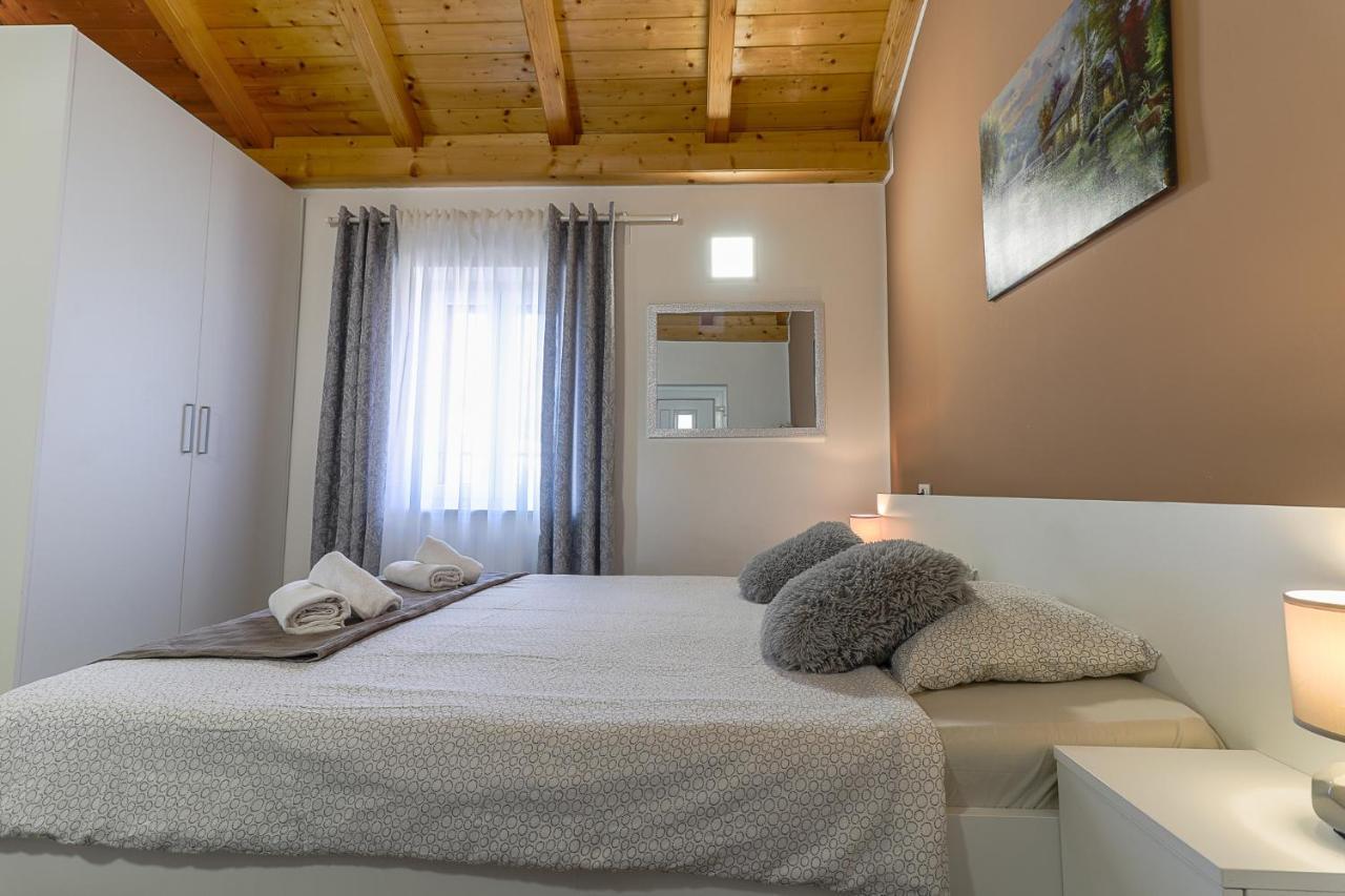 Apartman Juraj I Matej Vrsar Buitenkant foto