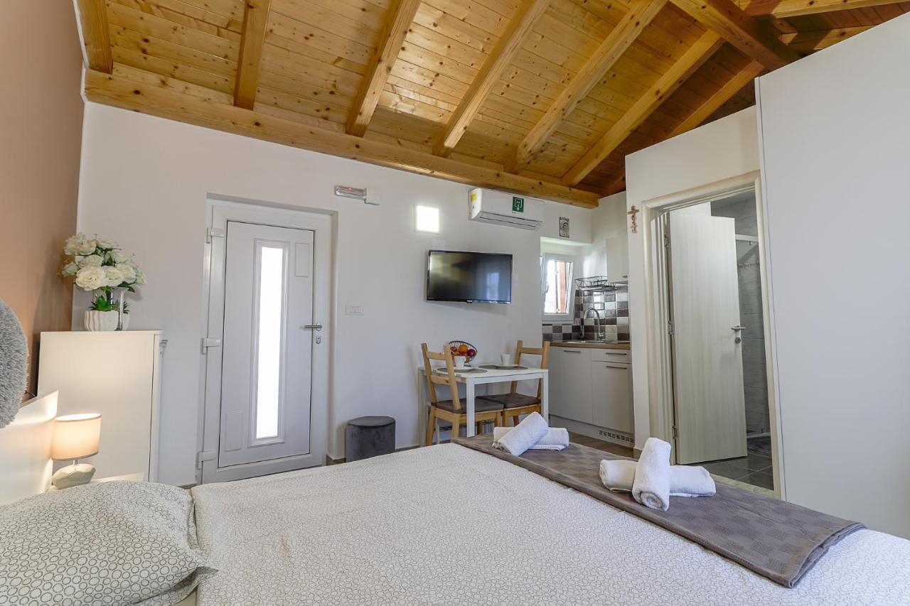 Apartman Juraj I Matej Vrsar Buitenkant foto