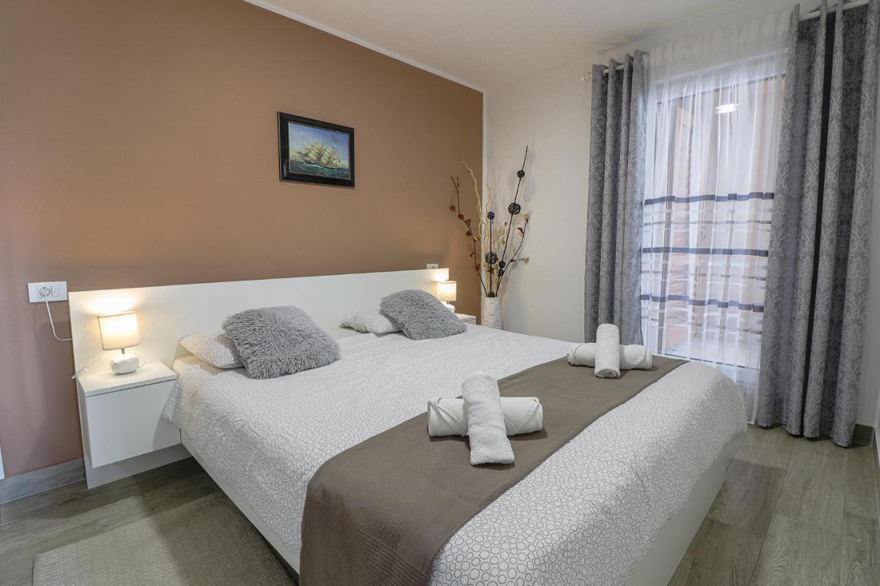 Apartman Juraj I Matej Vrsar Buitenkant foto
