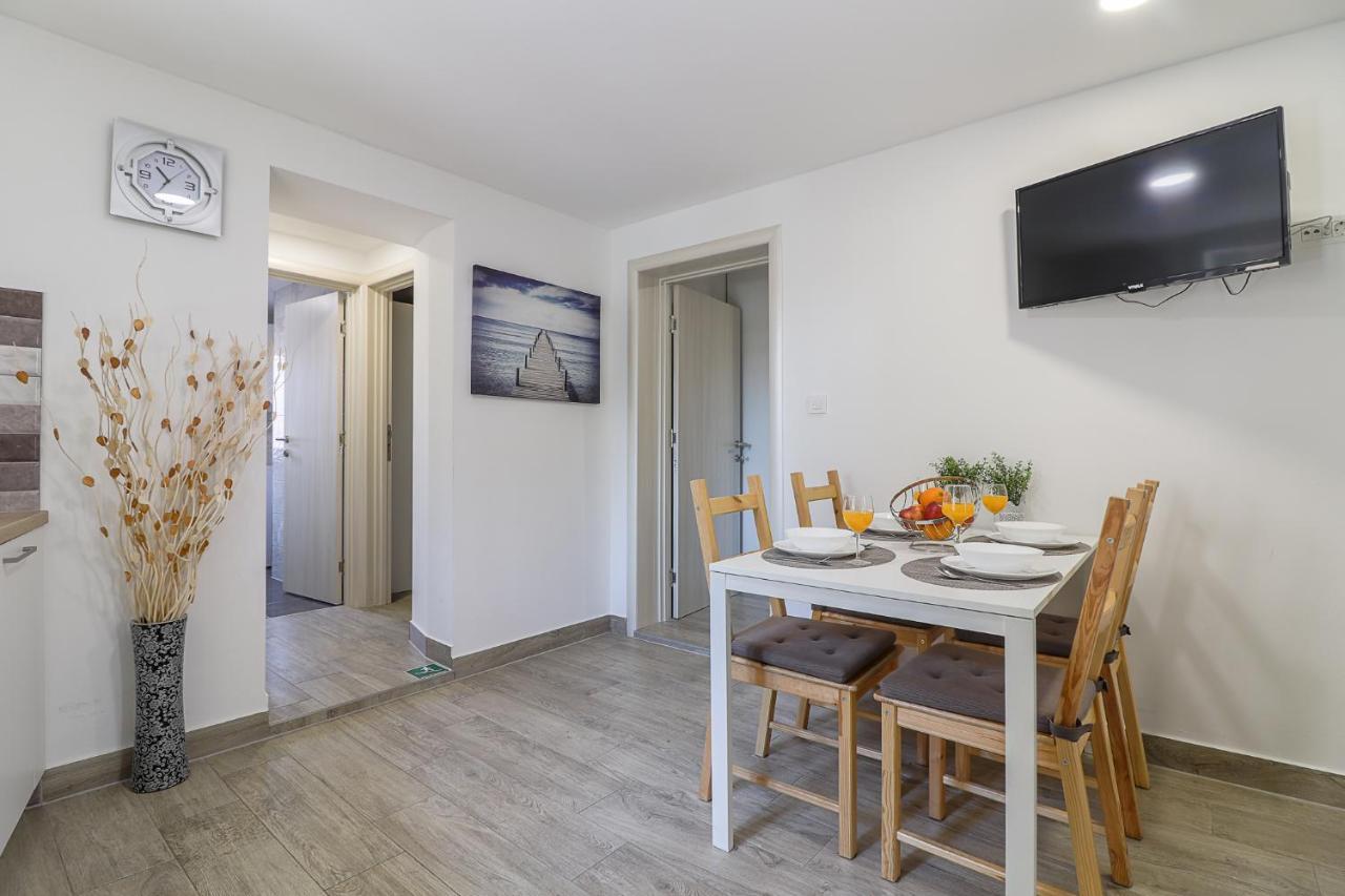 Apartman Juraj I Matej Vrsar Buitenkant foto