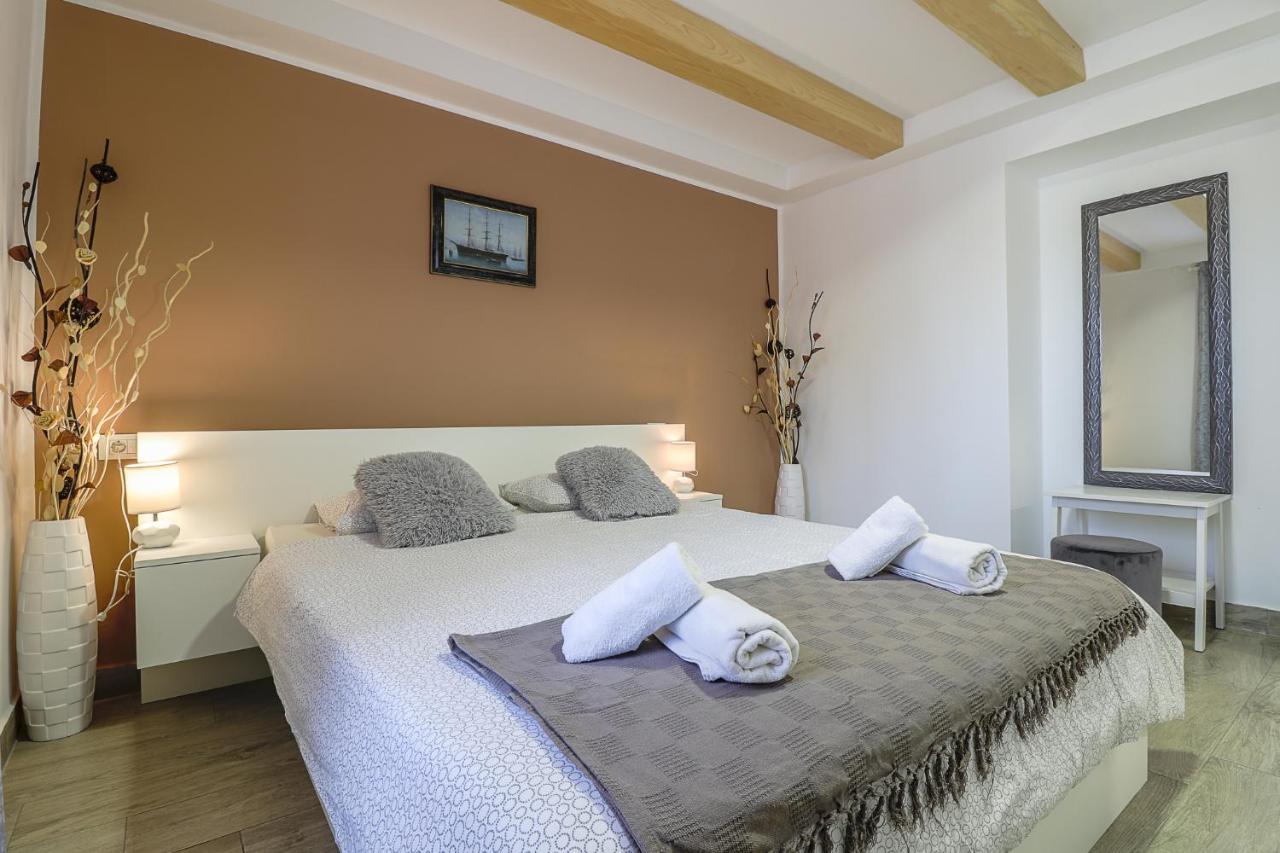 Apartman Juraj I Matej Vrsar Buitenkant foto